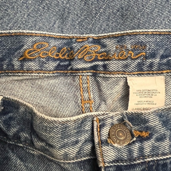 Eddie Bauer Jeans relax fit distressed size 40X30. - Picture 6 of 10